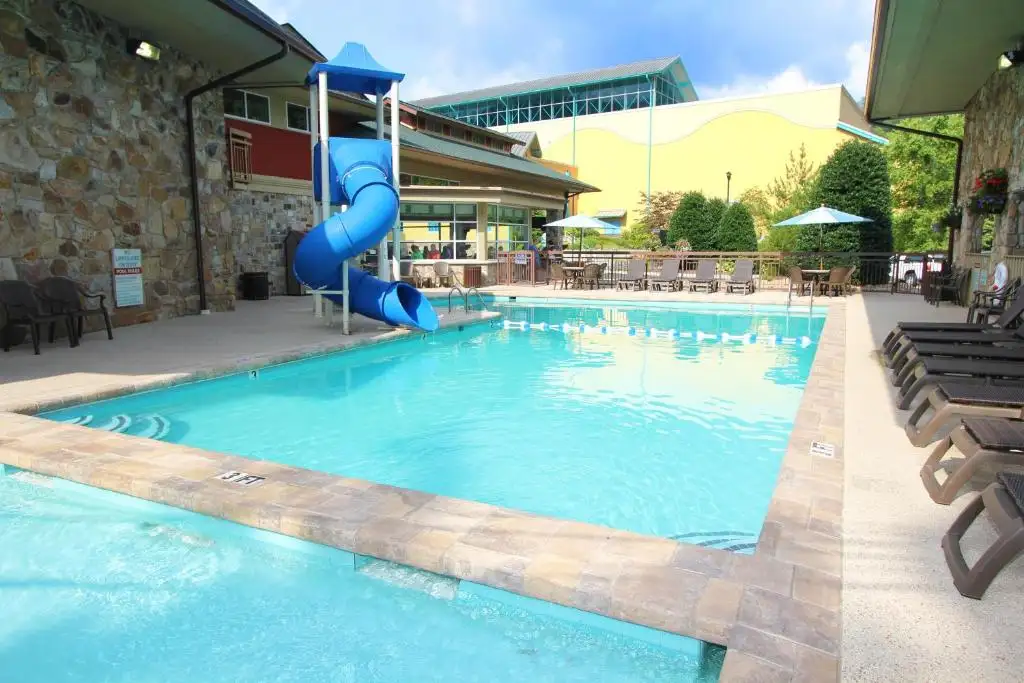 greystone lodge - pool