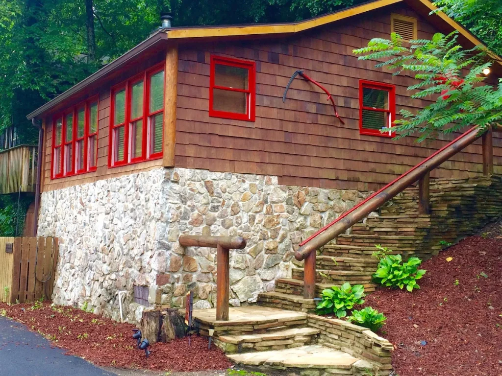 river view cabin